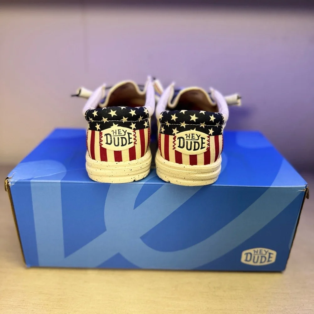Hey Dude Wally Americana Stars & Stripes – Men’s 8 NWT - Picture 5 of 7